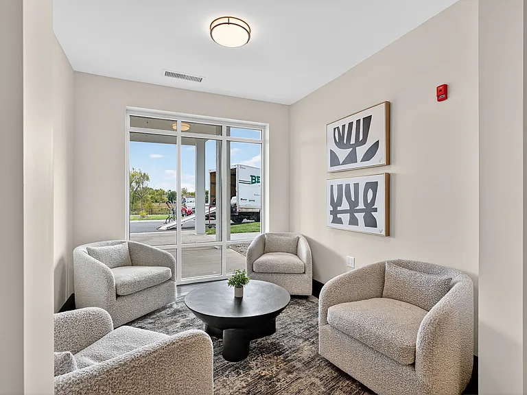 750 Tower Dr — Photo 26