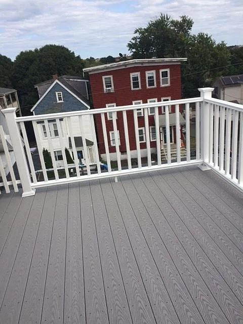 Rooftop Deck - 52 Lawrence St #C