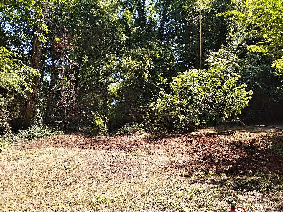 2nd image of 2908 Sidney Rd