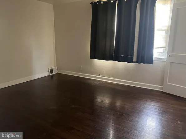 1139 Elbridge St, Philadelphia, PA 19111