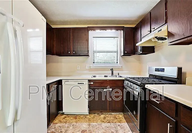 76 Sandalwood Cir — Photo 8