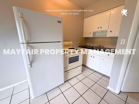 2nd image of 6014 Fillmore St APT 2E