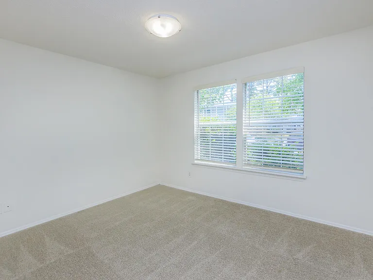 Antiqua Apartments — Photo 52