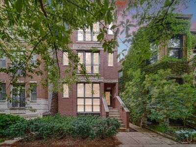 3732 N Kenmore Ave #2, Chicago, IL, 60613