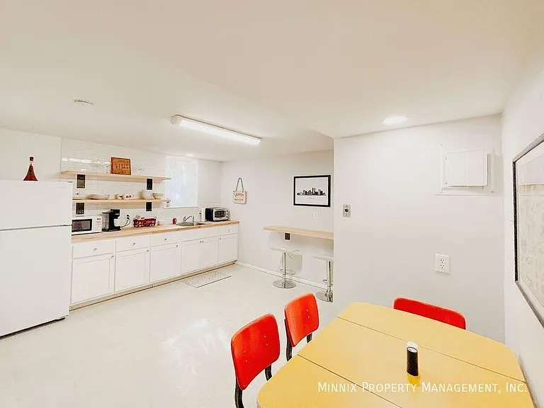 1602 Avenue Y #B — Photo 9
