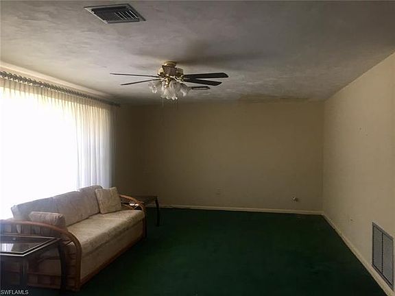 3rd image of 1705 Saint Clair Ave E