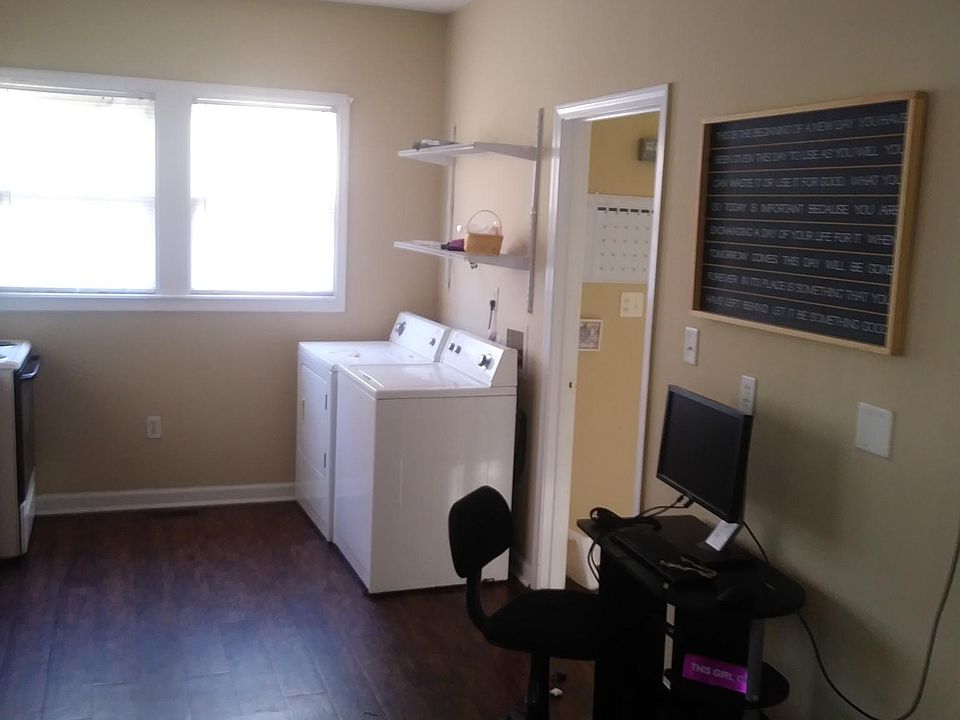 107 Broad St APT B, Statesboro, GA 30458 Zillow