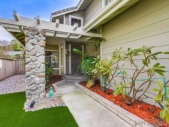 3rd image of 13955 Stoney Gate Pl