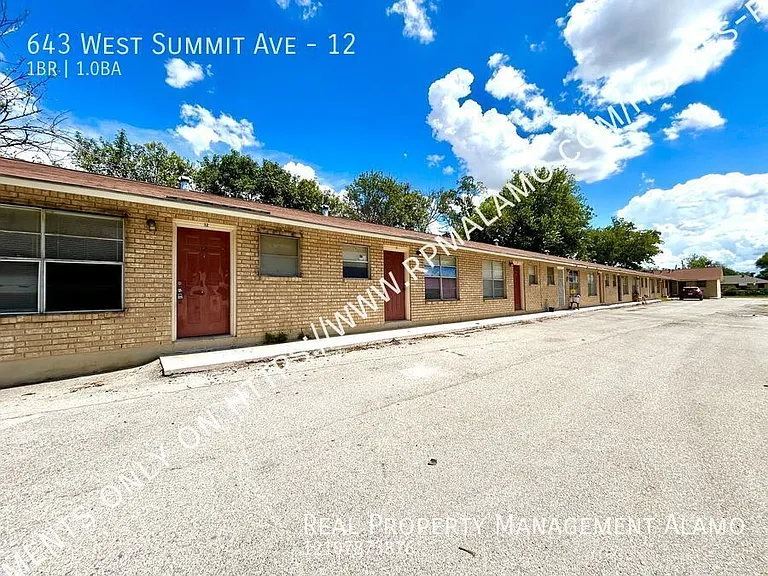643 W Summit Ave #12 — Photo 2