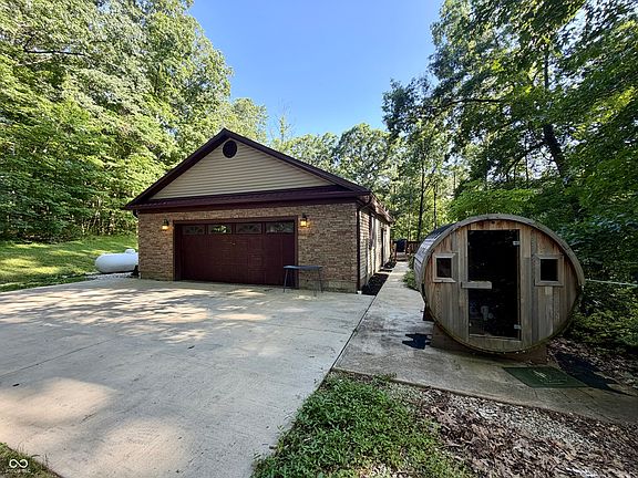 3rd image of 5820 E Robinson Rd