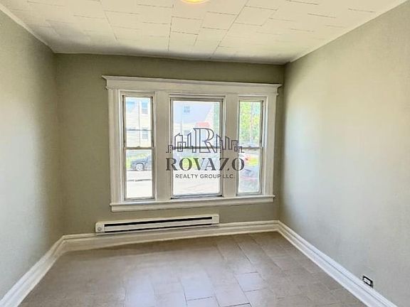 5th image of 191 Elmwood Ave APT 1