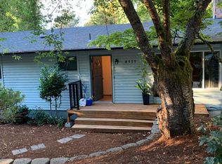 4515 SW Caldew St, Portland, OR 97219
