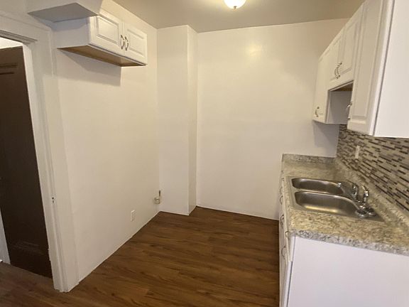 2nd image of 1442 W 101st St #5