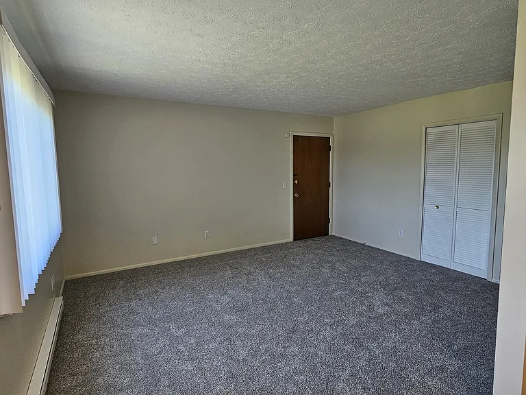 3380 Brunnerdale Ave NW #3 — Photo 5