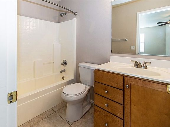 5th image of 1087 E Arabian Dr