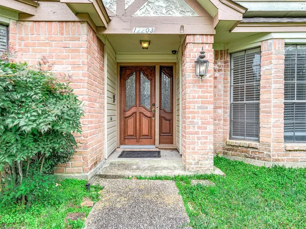 12203 Normont Dr, Houston, TX 77070