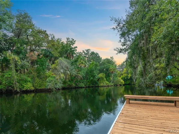 78 Winding River Ln, Inglis, FL 34449