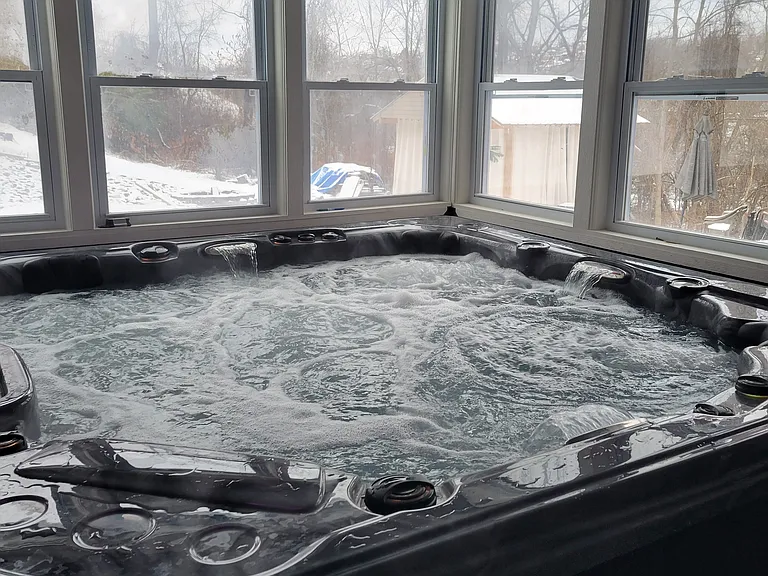 hot rtub room