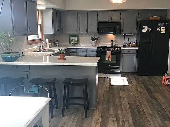 Beautiful open kitchen 