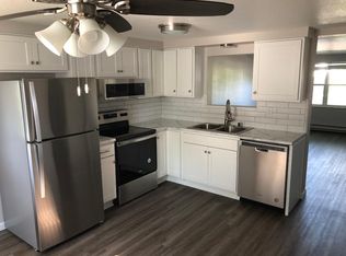 1131 W South Park Ave, Oshkosh, WI 54902