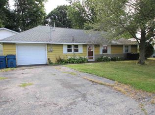 1480 Kimble Dr, Lapaz, IN 46537