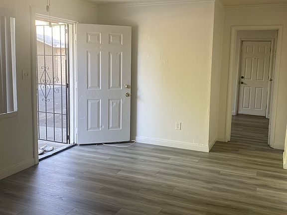 5th image of 41054 Acacia Ave #6