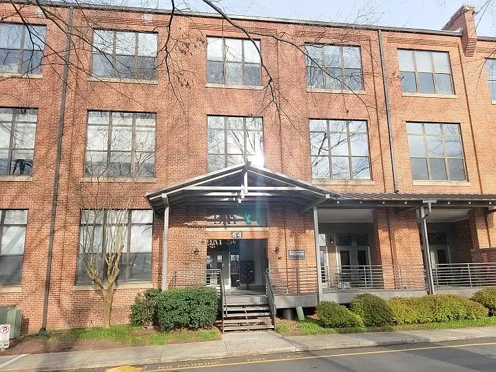500 N Duke St #53-206 — Photo 1