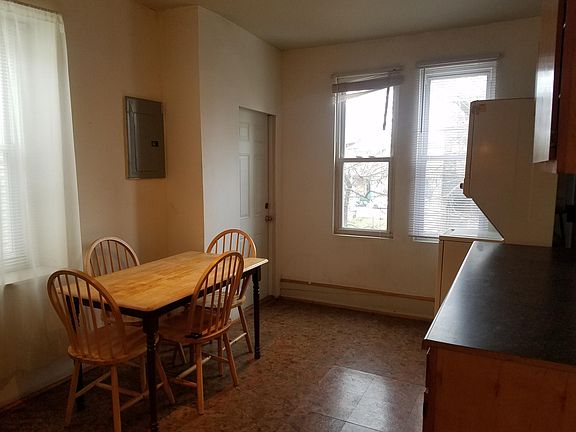 3rd image of 30 N 50th St APT 2
