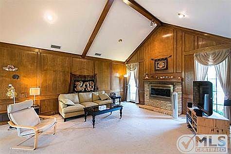 2nd image of 3617 Interlaken Dr