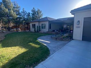 1203 Homestead Dr E, Dammeron Valley, UT 84783