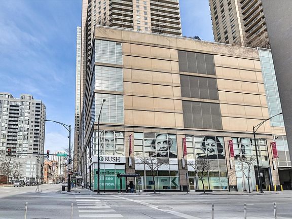 2nd image of 545 N Dearborn St APT 1806