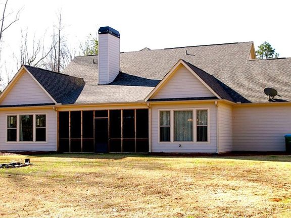 3rd image of 1032 Sterling Lake Dr