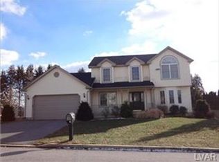 102 W Allen St, Nazareth, PA 18064