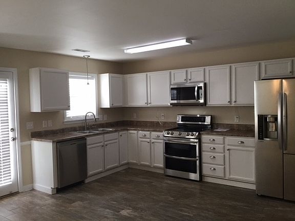 3rd image of 9 Shorthorn Ct