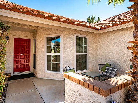 2nd image of 1901 E Palomino Dr