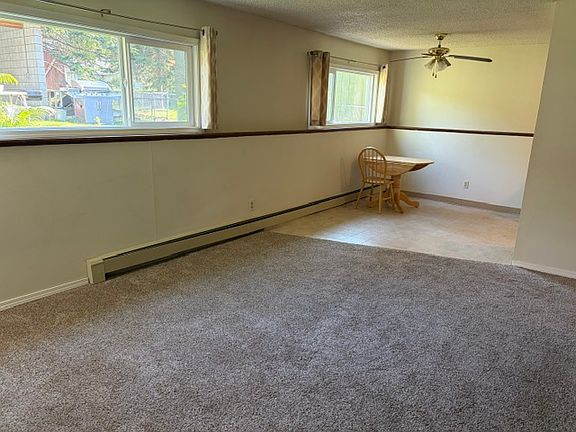 2nd image of 3304 Iowa St #6