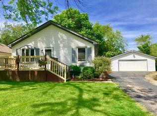 117 SW Circle Dr, Joliet, IL 60433