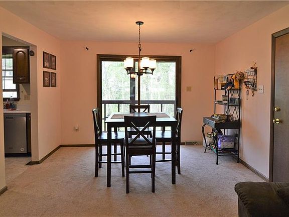 4th image of 218 Brandywine Ln