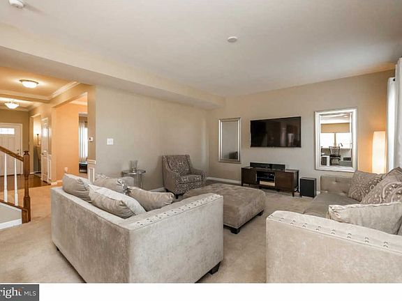 5th image of 320 Dague Farm Dr