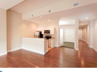2132 Arch St #201, Philadelphia, PA 19103