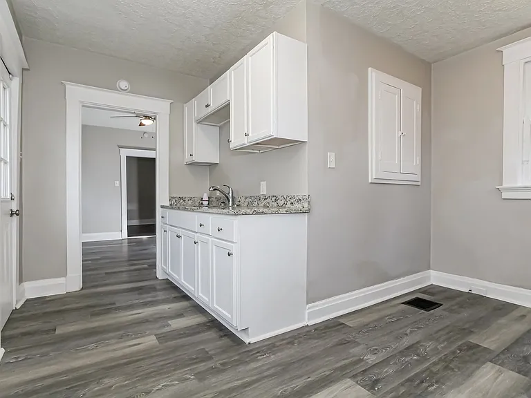 88400_022_kitchen_13533331.jpg