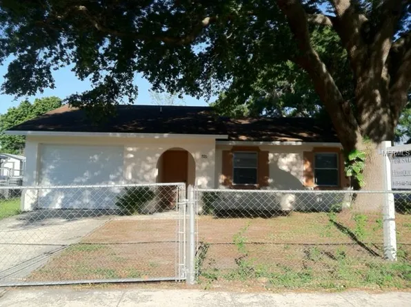 701 Wilkins Ave, Plant City, FL 33563