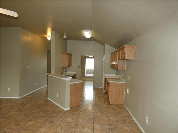 5th image of 1343 Mathew Dr