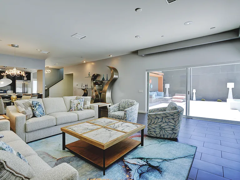 445 Dion Dr — Photo 10