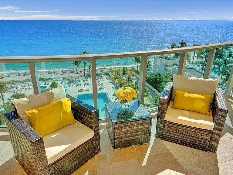 2501 S Ocean Dr #1024 — Photo 2