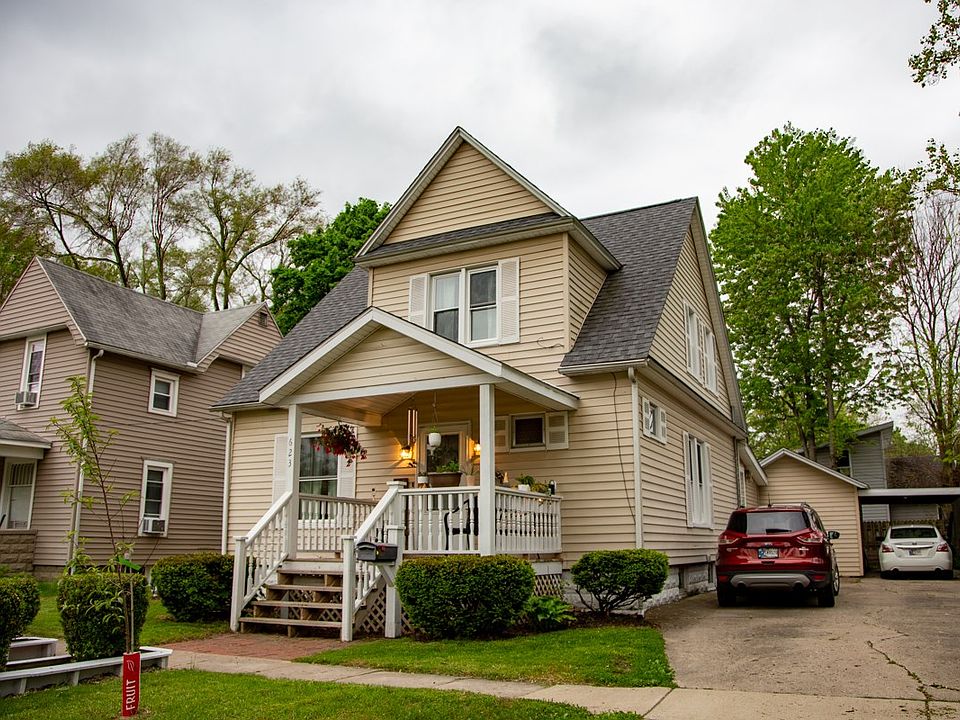 2nd image of 623 Prospect St