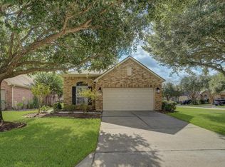 2429 Alamanni Dr, Pearland, TX 77581
