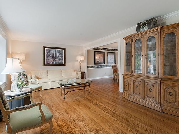 4th image of 1514 Allen Ln