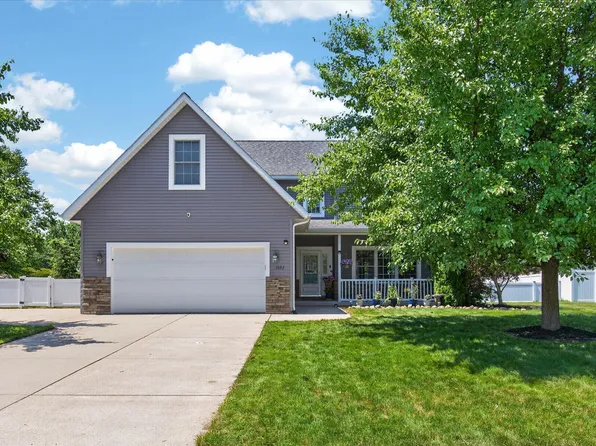 5892 Wacker Dr, Stevensville, MI 49127