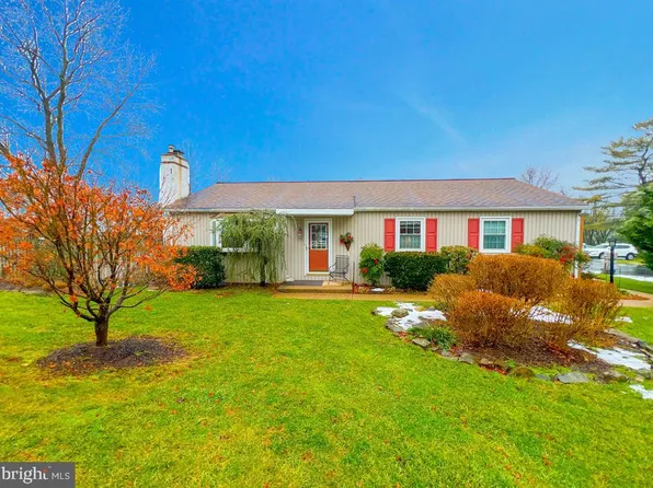 308 Rocky Ct W #W, Chalfont, PA 18914